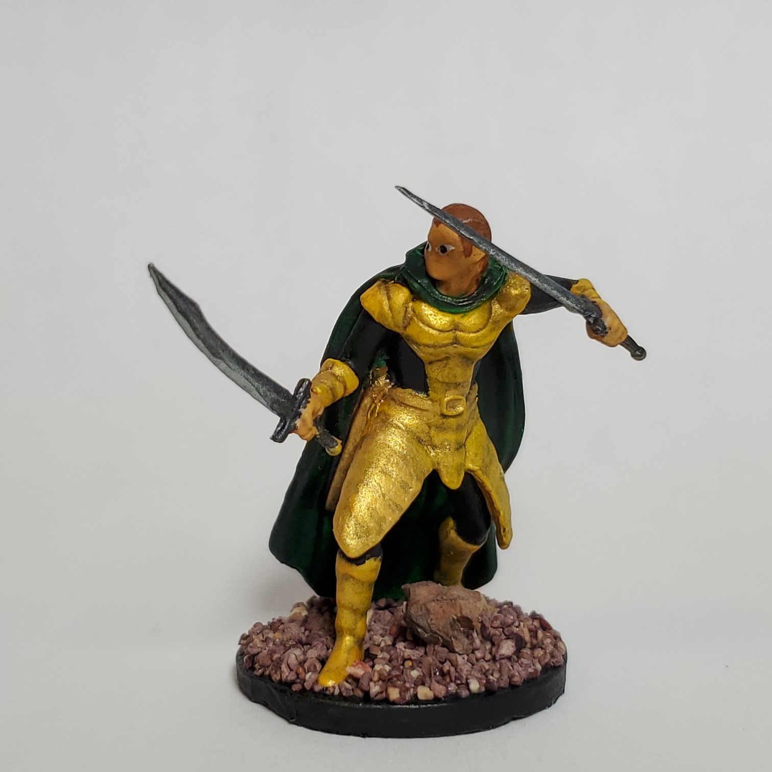 Mini #4: Elven Ranger (Front)